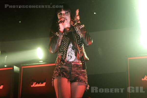 SLEIGH BELLS - 2012-03-05 - PARIS - La Machine (du Moulin Rouge) - 